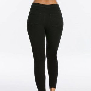 SPANX Jean-ish Ankle Leggings Jeggings in Black Distressed Knee size Large